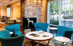 Fairfield Inn & Suites By Marriott Atlanta Perimeter Center Dunwoody Exterior photo
